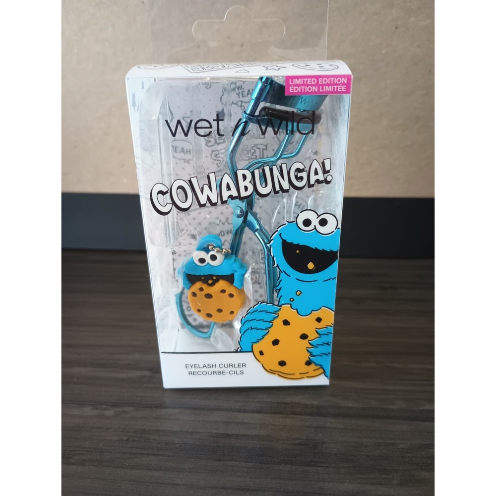 Wet n Wild Sesame Street Eyelash Curler Cookie Monster Blue Limited Edition